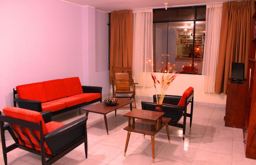 Taytaypa Rooms & Apartments Lima Airport Oda fotoğraf